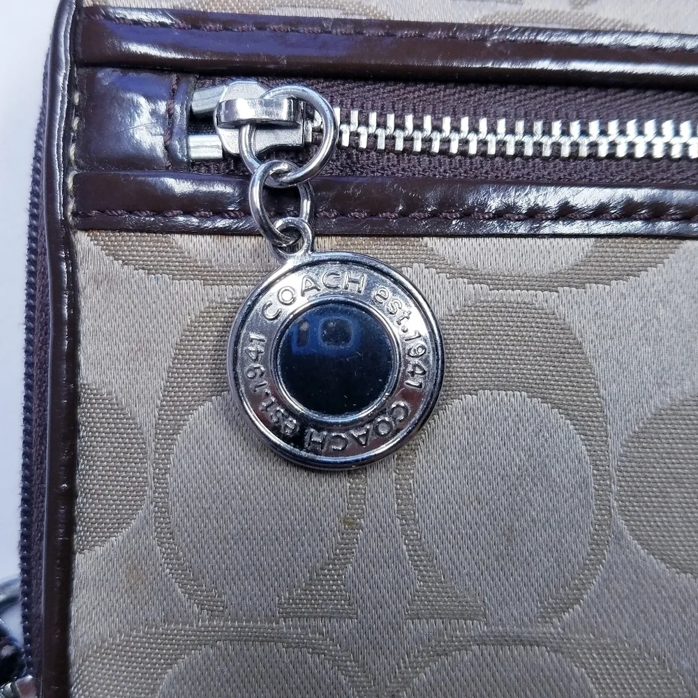 Coach |‎ Classic Signature Wallet